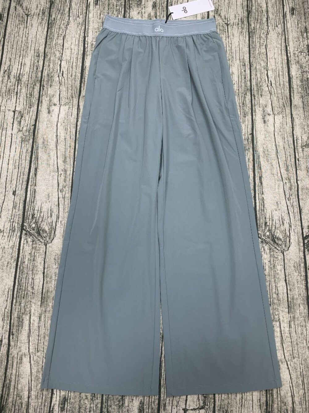 Brand New ALO Yoga Suit Up Trouser Steel Grey🐺30" Inseam Relaxed Fit - Picture 2 of 9